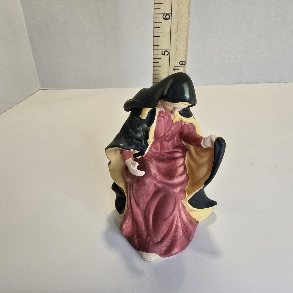 Nativity Set Porcelain Mother Mary Figure Vintage Christmas 5" Tall - Picture 8 of 9